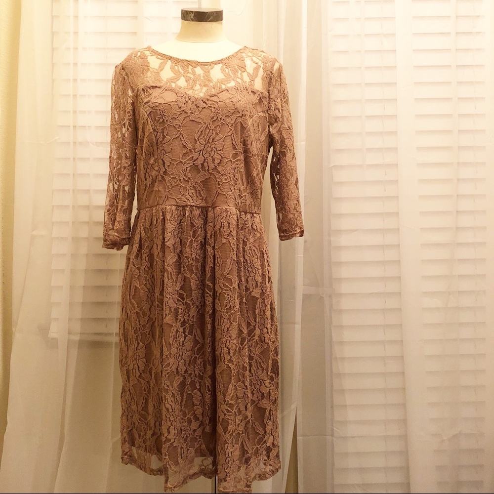 Lace 3/4 sleeve taupe/salmon cocktail dress